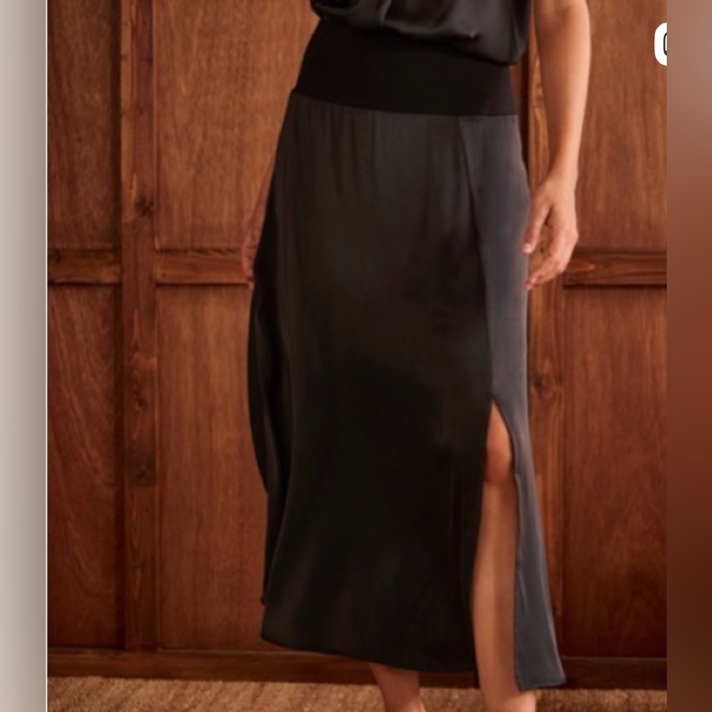 CAbi Fall ‘25 Slip Skirt In Black Style Number 4964